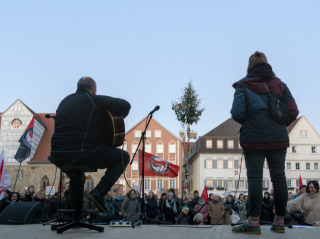 2025-02/250208-rt-demo-gegen-rechts