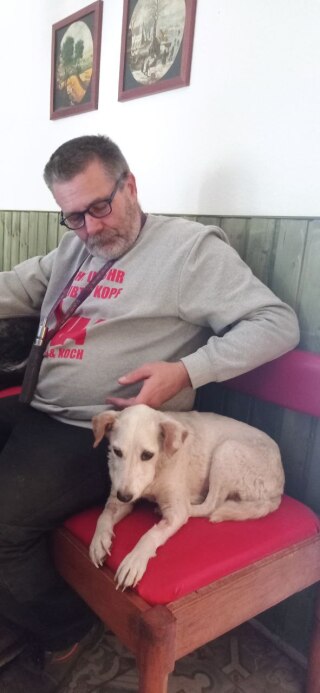 photo/e544242c-e7d2-48cb-a862-39ddae74ee0a-3